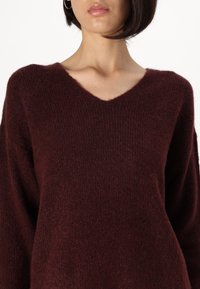 ONLY Tall Neule - dark red