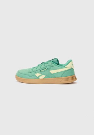 COURT ADVANCE UNISEX - Baskets basses - green/yellow haze/gum