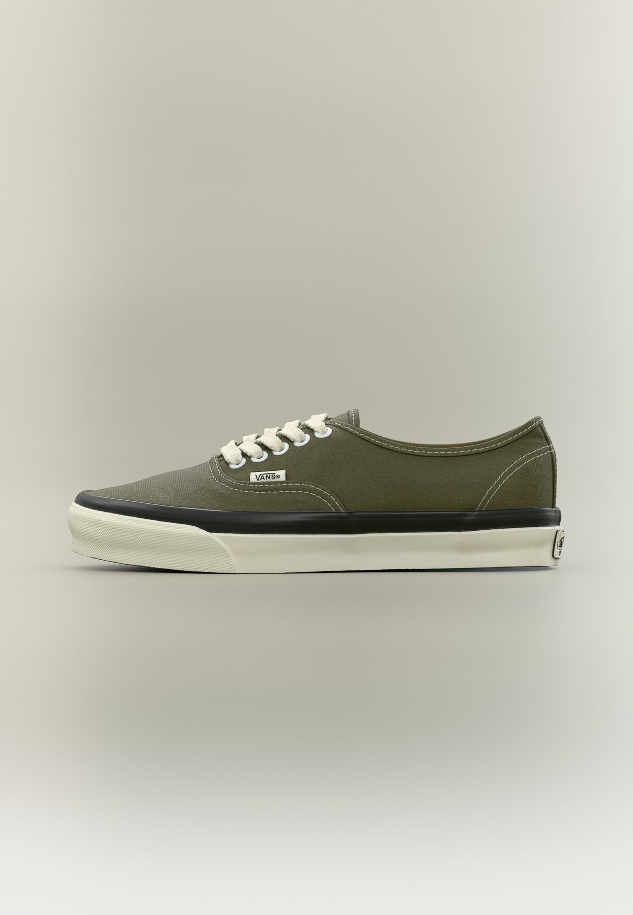PREMIUM AUTHENTIC 44 DECK