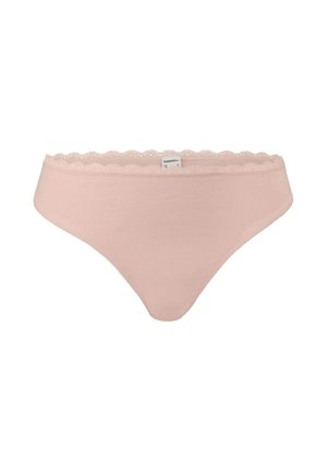 Lichtroze katoenen string met een delicaat golvende kant tailleband. Diepe textuur en getailleerde silhoët, ontworpen voor comfort en stijl.