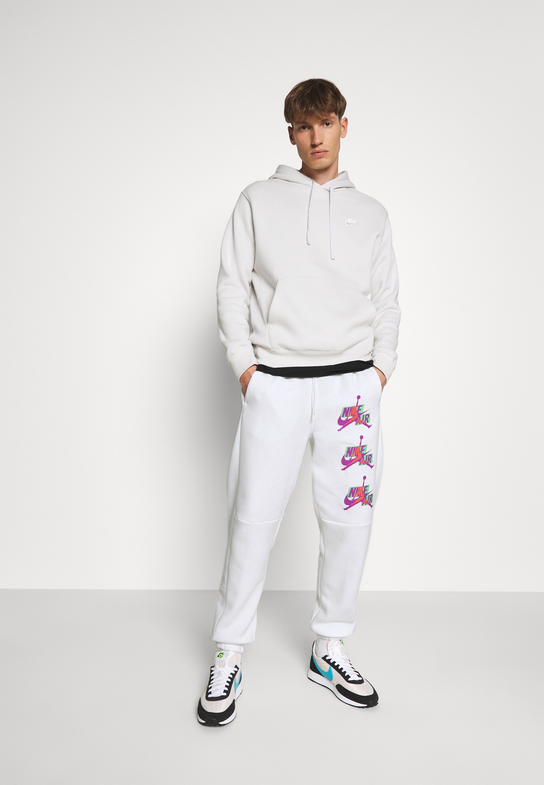 Jordan PANT - Pantalones deportivos - white/blanco - Zalando.es