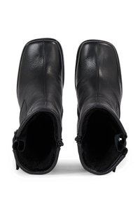 Calvin Klein Jeans Kotníkové boty - black