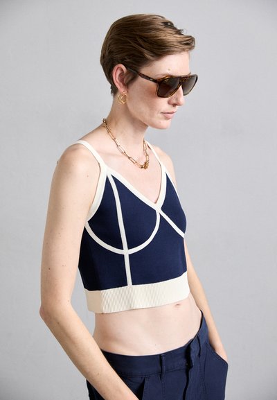 Citizens of Humanity MARCELLE LOW SLUNG - Cargo trousers - night flight