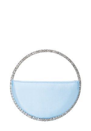 Lichtblauwe satijnen handtas met een halfronde vorm, versierd met een ronde handgreep met rhinestones. Gladde textuur en minimalistische stijl.