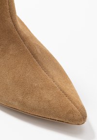 L37 Ankle boot
