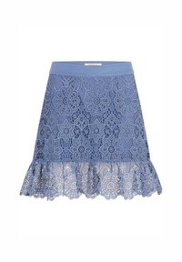 Jupe en dentelle bleue avec des motifs floraux, une taille unie, et un ourlet volanté évasé. Fabriquée en matériau léger, avec des détails complexes.