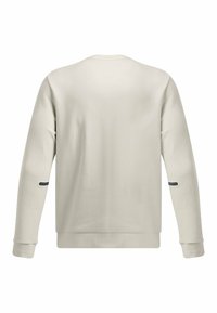 Hellgrauer Sweatshirt aus weichem Stoff. Mit Rundhalsausschnitt, langen Ärmeln und einem kleinen schwarzen Akzent am Oberarm.