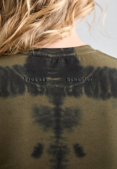 Proenza Schouler White Label BREWER IN GRID TIE DYE - T-shirts med print - khaki