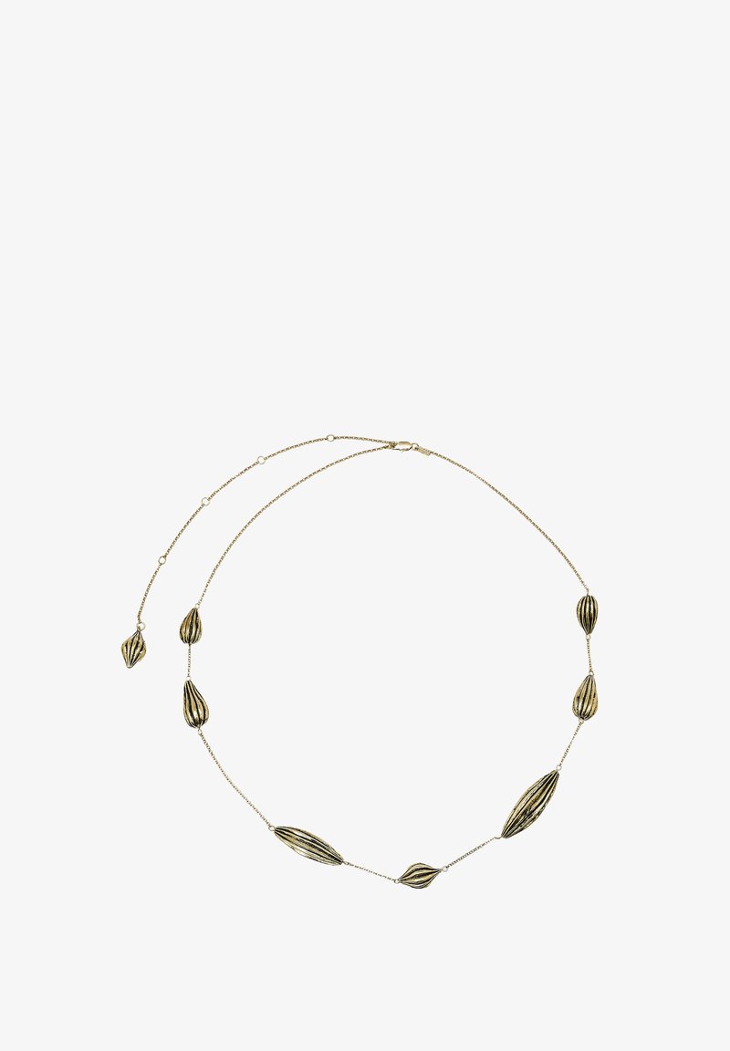 Naszyjnik w odcieniu złota z wydłużonymi, paskowanymi elementami wieszaka. Posiada delikatny łańcuszek z zapięciem typu homar. Prosty, nowoczesny design.