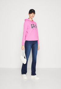 GAP HERITAGE - Bluză de molton - standout pink