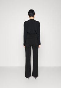 Patrizia Pepe Mono - black