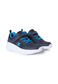 Granatowe i jasnoniebieskie sneakersy Champion z białymi podeszwami, siateczkową i syntetyczną cholewką, elastycznymi sznurówkami i zapięciem na rzep.