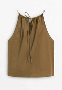 Haut marron sans manches avec un col froncé, une fermeture à nouer réglable à l'arrière et un ourlet droit pour une coupe décontractée.