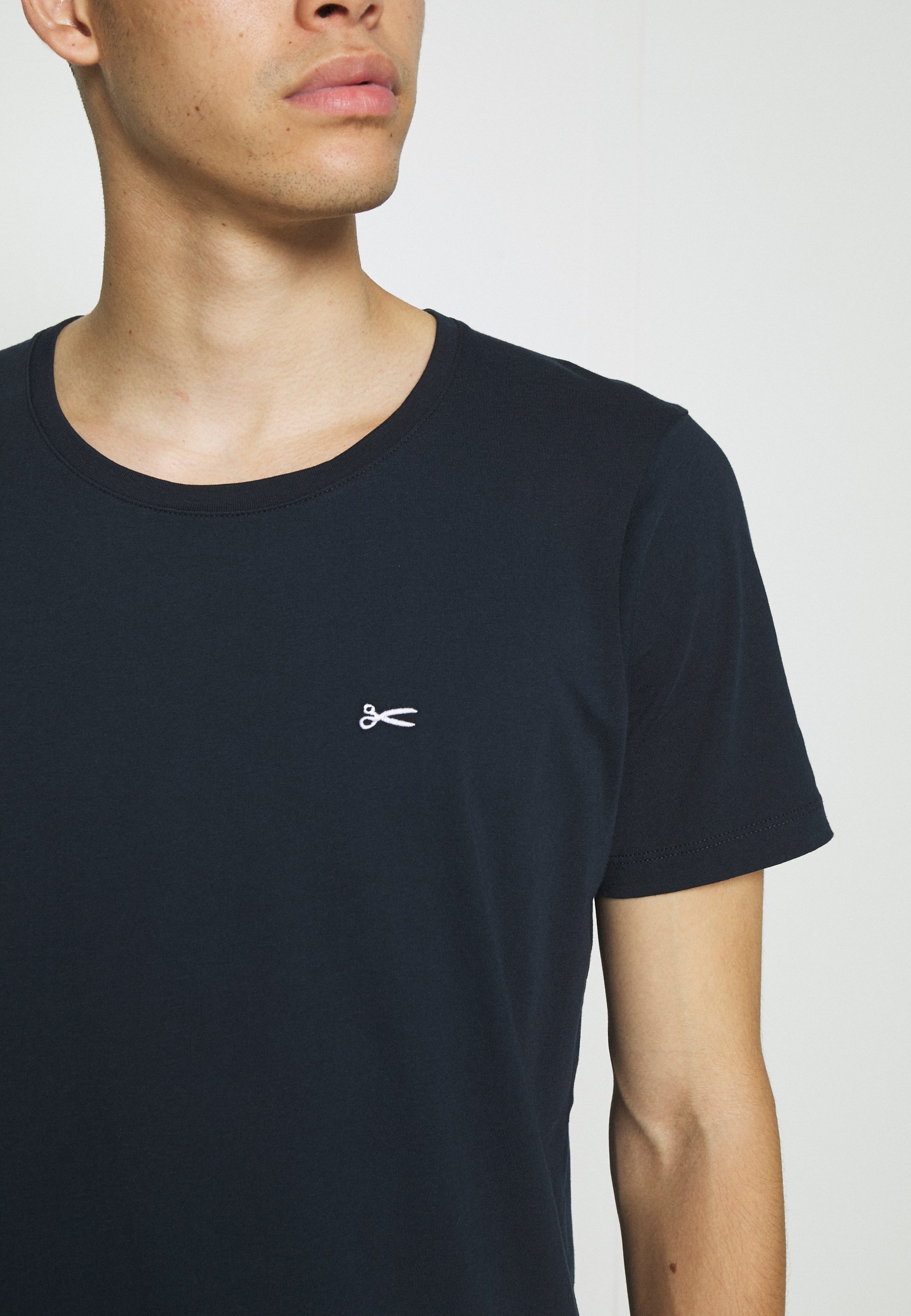 Men LUIS TEE - Basic T-shirt Men LUIS TEE - Basic T-shirt