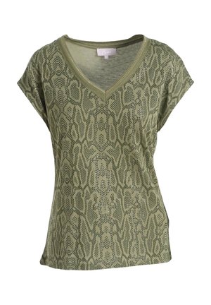 Zielona bluzka z krótkim rękawem i dekoltem w serek, z wzorem w węże i małymi błyszczącymi ozdobami na tkaninie.