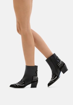 TEXAN-STYLE CRYSTALS EMBELLISHED - Tronchetti - black