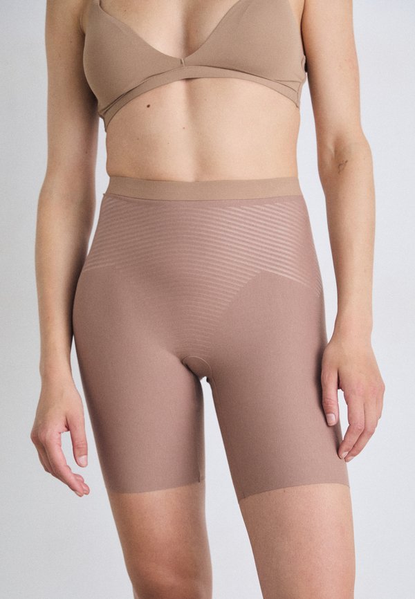 SUPIMA SHAPING MIDTHIGH - Shapewear - beige