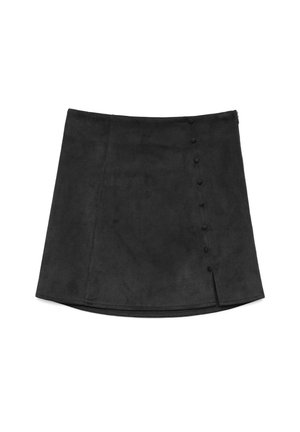 Minifalda de ante negra con silueta recta, cierre de botón en la parte frontal y una abertura lateral para añadir detalle. Textura suave en toda la prenda.