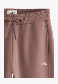 Ausgewählt, mauve