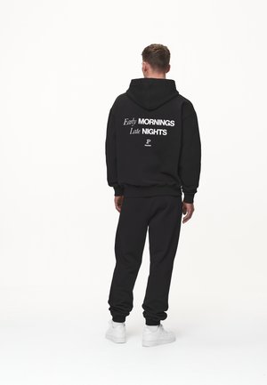 Hættetrøje - black