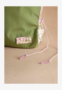 Non sélectionné, khaki green