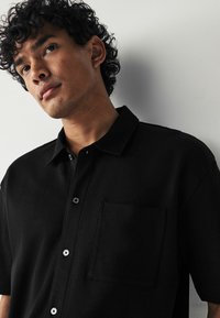 Next REGULAR FIT - Chemise - black