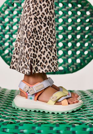 Gioseppo ANIMAL PRINT WIXOM - Sandalias - vaca