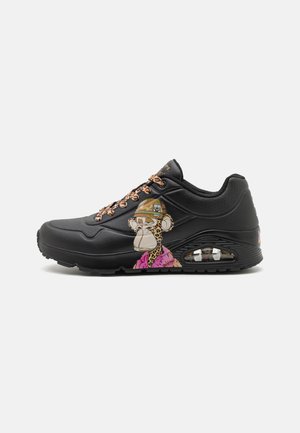 SNOOP DOGG: UNO - DR. BOMBAY UNISEX - Trainers - black