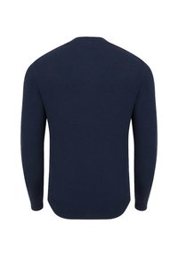 Granatowy sweter z okrągłym dekoltem wykonany z miękkiego materiału, z długimi rękawami i gładką, jednolitym teksturą oraz prostym wykończeniem z tyłu.
