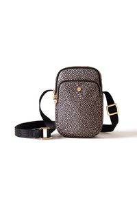 Borsa a tracolla nera compatta con un motivo testurizzato, hardware dorato, scomparti con zip e tracolla regolabile.