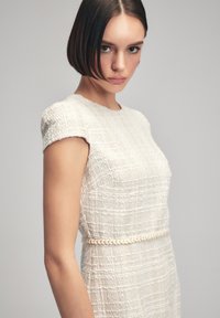 adL ANNE - Robe fourreau - vanilla