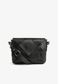 Valittu, black nero