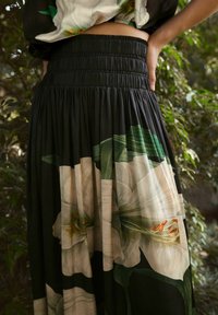 Next REGULAR FIT-KEW COLLECTION SATIN  - Voltidega seelik - black