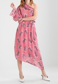 Topshop Maxiklänning - pink