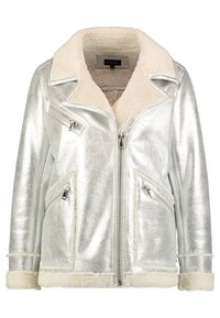 Giacca in similpelle argentata con fodera in shearling crema, tasche con zip, colletto ampio e polsini. Superficie texturizzata con finitura metallica.