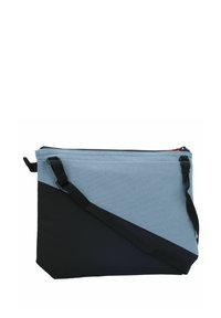 Blaut und schwarzer Crossbody-Bag mit diagonaler Gestaltung, aus strapazierfähigem Stoff. Verfügt über einen Reißverschluss und einen verstellbaren Gurt.