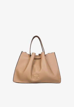 Borsa in pelle color cuoio con doppi manici e un sottile logo "ER" sul davanti, caratterizzata da una struttura morbida e leggermente rugosa.