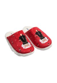 Zapatillas rojas con un forro blanco suave, con un patrón de cascanueces en la parte superior y detalles de copos de nieve por todas partes.