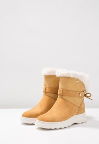 Geox Botas para la nieve - yellow