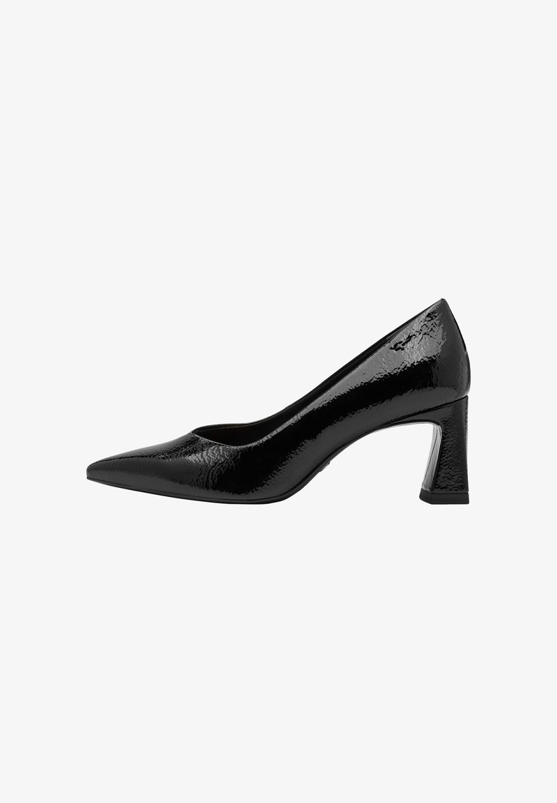 Chaussure à talon femme en cuir verni noir, à bout pointu et talon carré, présentée en profil latéral sur fond blanc.