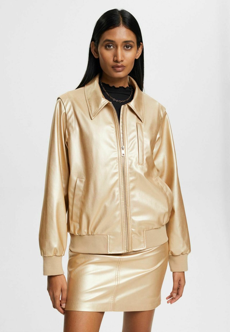 Esprit Collection GLÄNZENDE Faux leather jacket gold/goldcoloured