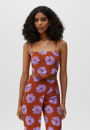 WITH A V HEM - Top - mottled dark red