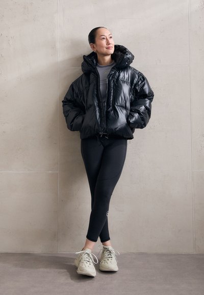 adidas by Stella McCartney TRUENATURE SHORT PADDED WINTER - Winterjas - black
