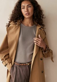 Next MADE ITALY REGULAR FIT - Vöö - tan brown