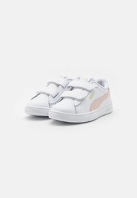 Puma SMASH 3.0 UNISEX - Sportcipő - white/island pink/pistachio green