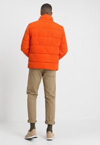 Urban Classics HOODED PUFFER - Vinterjakke - rustorange