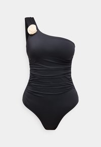 Μαύρο ολόσωμο μαγιό με έναν ώμο, με πτυχώσεις στα πλάγια και μια μικρή κρεμ υφασμάτινη λουλουδάτη λεπτομέρεια στο λουρί κοντά στον ώμο.