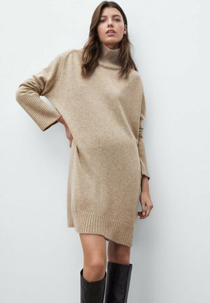 Jumper dress - beige