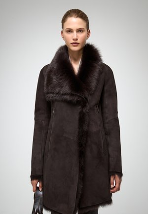 KRISTELL - Wintermantel - dark brown
