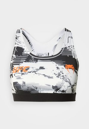 Czarno-biały sportowy biustonosz z abstrakcyjnymi wzorami, z pomarańczowym logo UFC, okrągłym dekoltem i czarną gumą w talii dla wsparcia.